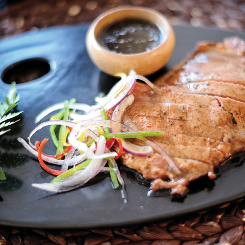 宇食天下汤烤喷泉火锅-特色烤肉